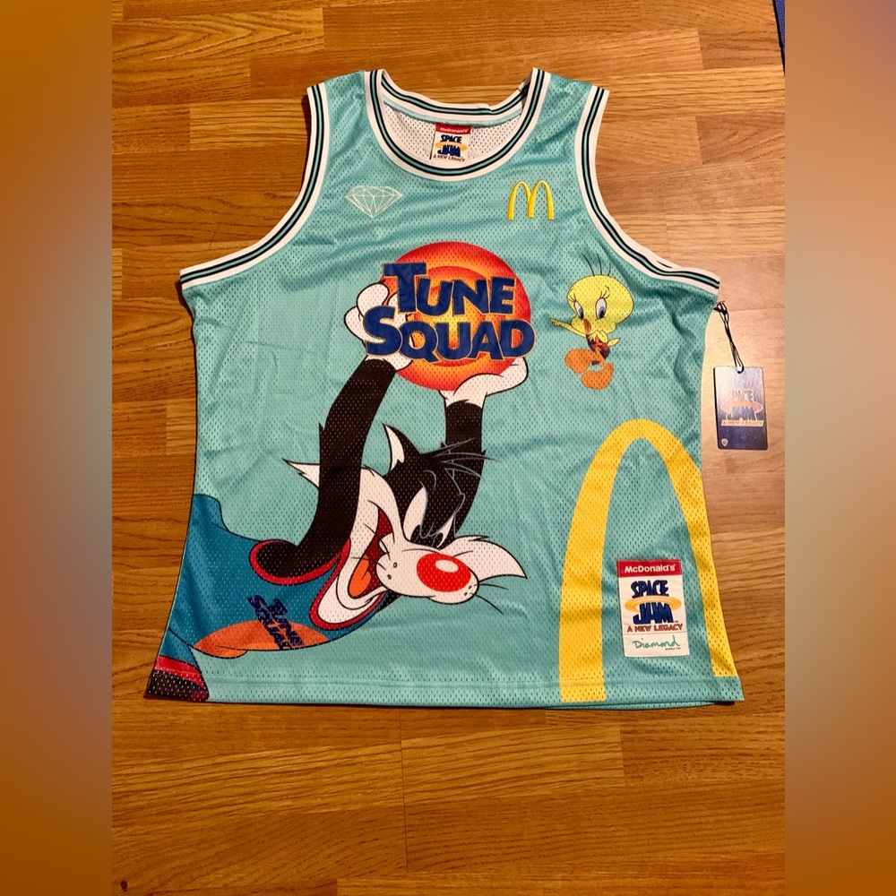 McDonald’s Space Jam tank top Large